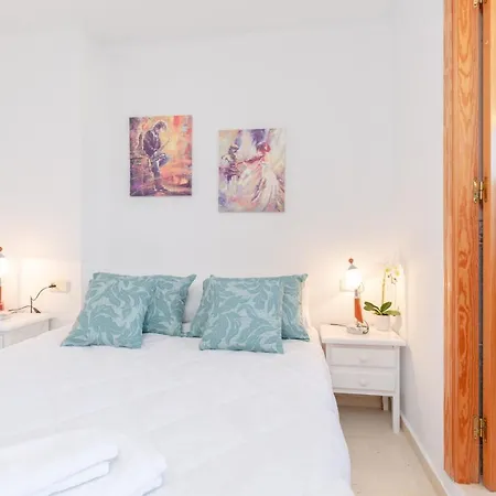 Fidalsa Luna Sea Apartment *